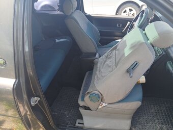 Land Rover freelander 2.0 TD4 automat dočastne odhlaseny - 8