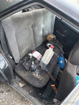 Volkswagen Golf MK1 - Rozpredám - 8