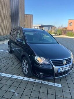 Volkswagen Touran Facelift Cross 1.9tdi - 8