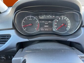 Opel Corsa DRIVE - 8