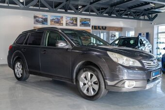 Subaru Outback 2.5 CVT VA - 8