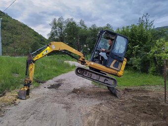 CAT 302.5c - 8