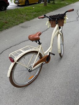 Štýlový dámsky mestský bicykel s košíkom – ako nový - 8