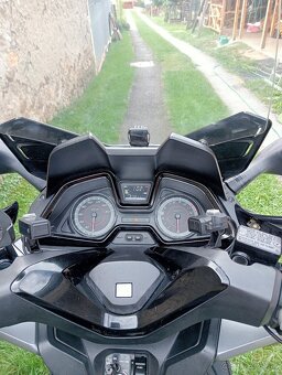 Honda Forza NSS 125 - 8