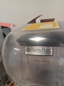 Profesionálny mixér / blender + 2x nová Blendtec nádoba - 8