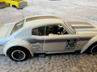 Hot wheels premium - 8