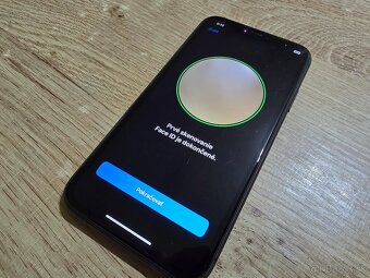 Iphone 11 128gb plnefunkcny ma len bezne znamky pouzivania a - 8
