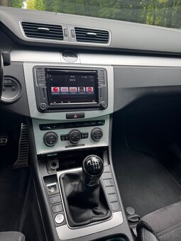 Volkswagen Passat CC - 8