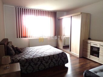 ZNÍŽENÁ CENA Veľký rodinný dom s pozemkom 930 m2 Kuklov - 8