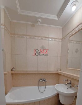 3 izbový byt, loggia 4 m2, pivnica 10 m2, Poľná ulica, Levic - 8