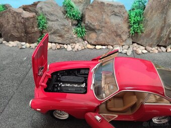 Prodám model 1:18 Ferrari 250GT Berlinetta Lusso - 8