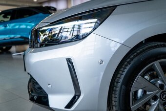 Opel Corsa 1,2 55 kW/75 k Edition - 8