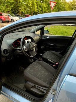 Opel Corsa 1.2 16V 63kw Benzín 2014 Limited Edition - 8