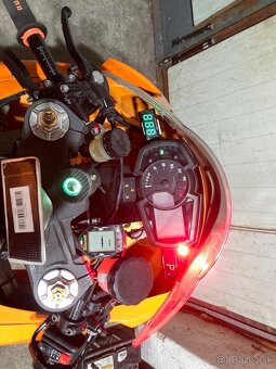 Kawasaki ninja zx6r - 8