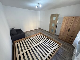 Prenajmem 1-Izbový byt na Lanskej - 8