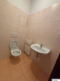 Prenájom obchodného priestoru 28m2, centrum Senec - 8