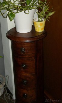 Okrúhla komoda so šuflíkmi Ø32cm (iba osobný odber) - 8