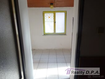 Exkluzívne - Rodinný dom s pozemkom 642 m2 za cenu 1 izbovéh - 8