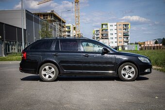 Škoda Octavia Combi 2.0 TDI Elegance, Po servise, nelakované - 8
