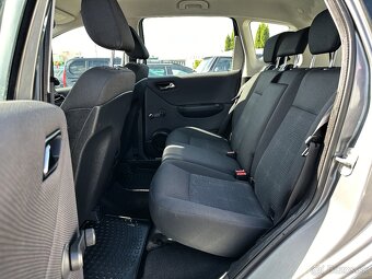 Mercedes-Benz A trieda 150 Elegance Autotronic - 8