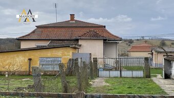 Na predaj 3 izbový rodinný dom na pozemku 2 138 m2 za 65 tis - 8