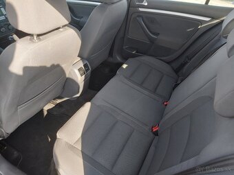 Volkswagen Golf 1.6 FSI Comfortline - 8