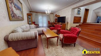 PREDAJ : PRIESTRANNÝ RODINNÝ DOM S BAZÉNOM, KOMÁRNO - 8