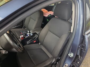 Opel insignia 2.0 cdti 118kw - 8