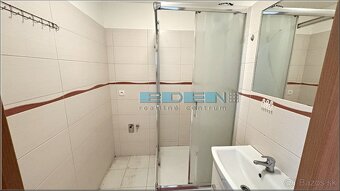 PREDAJ 2 izbový byt 58 m2 - 8