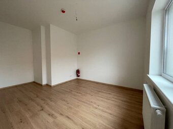 NA PREDAJ: 2-IZBOVÝ APARTMÁN S PREDZÁHRADKOU, Jána Ondruša, - 8