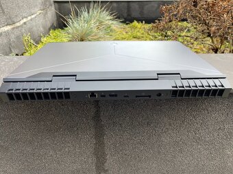 herný Dell Alienware 17 - i7-7820HK, GeForce GTX 1080 8GB - 8