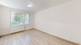 Prenajmem 2,5 izbový byt, nezariadený - 8