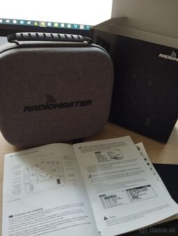 Predám Rádiový ovládač Boxer - 8