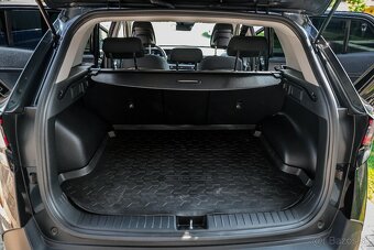 KIA Sportage 1.6 Tgdi 110KW Benzin 30200km SR auto záruka - 8