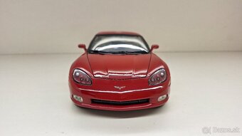 1:18 CHEVROLET CORVETTE C6 - 8