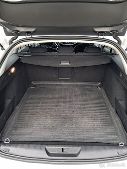Peugeot 308 SW 1.2 PureTech S&S Style E6.2 EAT8 - 8