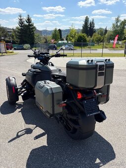 Can Am Canyon Redrock MY2025 - 8