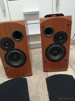 Bluetooth sal štúdiové aktívne reprobedne - 8