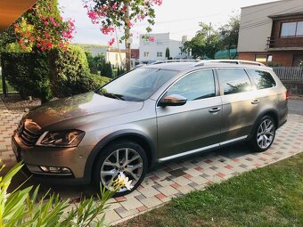 Predám VW Passat alltrack B7 130kw - 8