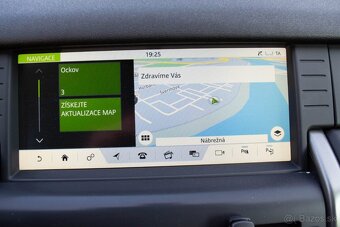 Land Rover Discovery Sport - 8