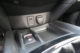 Nissan X-Trail 85 000km kúpený v SR - 8