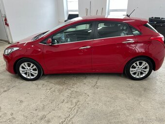 Hyundai i30 1.6i 99kw VYHŘ.SEDAČKY ALU PO ROZVODECH SERVISKA - 8