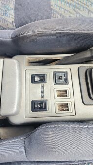 Mitsubishi Space Runner 4x4 - 8