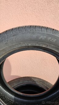 Pirelli Cinturato All Season Plus 235/55 R18 - 8