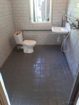 Obchodný priestor/dielna na prenájom - Komárno - 8