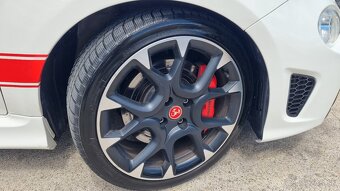 Abarth 595 1,4 T 132 KW AT6 - 8