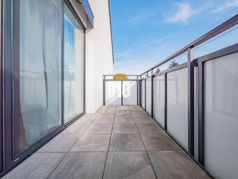 PREDAJ / 3 izbový byt na námestí / NOVOSTAVBA - 8