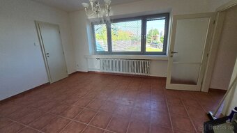 🏡 Prenájom rodinného domu – Zobor, Kamenná 55 - 8