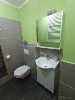 Predám 2 izbový byt Nová Radvaň - 8