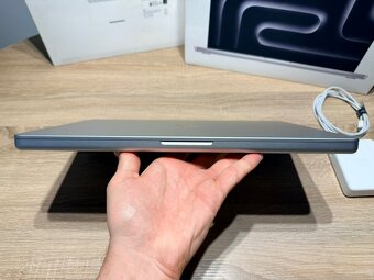 Apple MacBook Pro 16" M3 Pro 18GB / 512GB Strieborný - 8